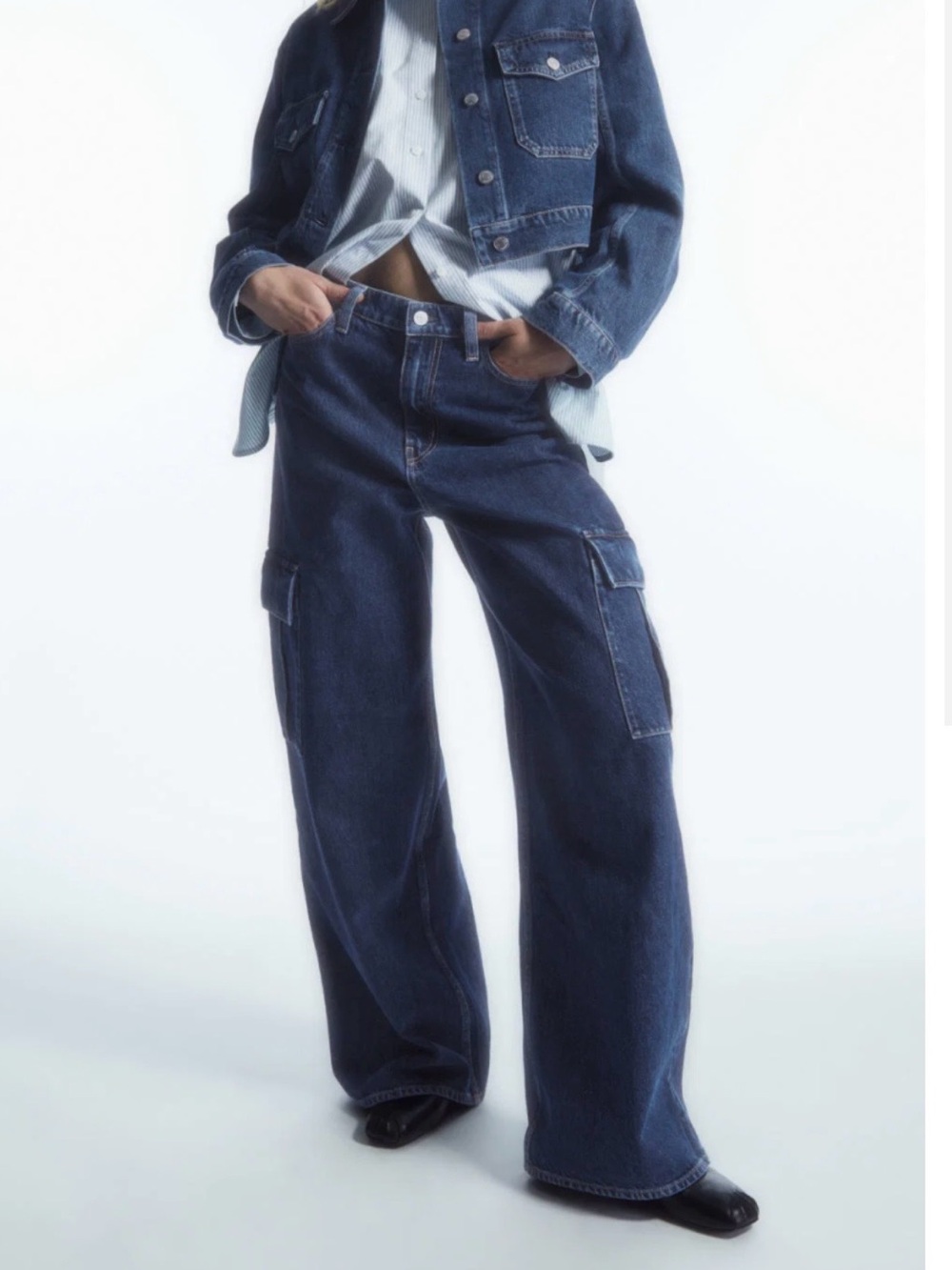 COS Dark Blue Wide-Leg Cargo Jeans 27
